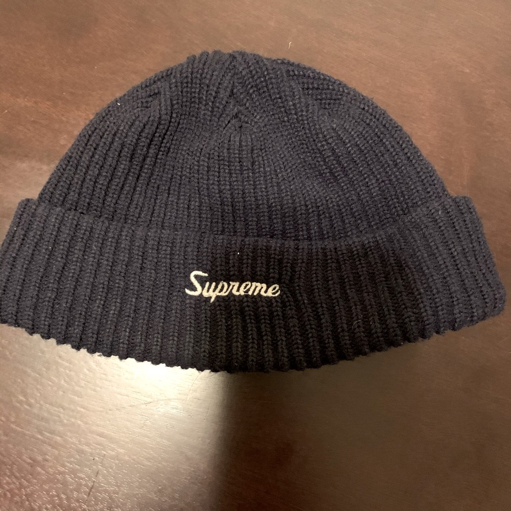Beanie supreme black